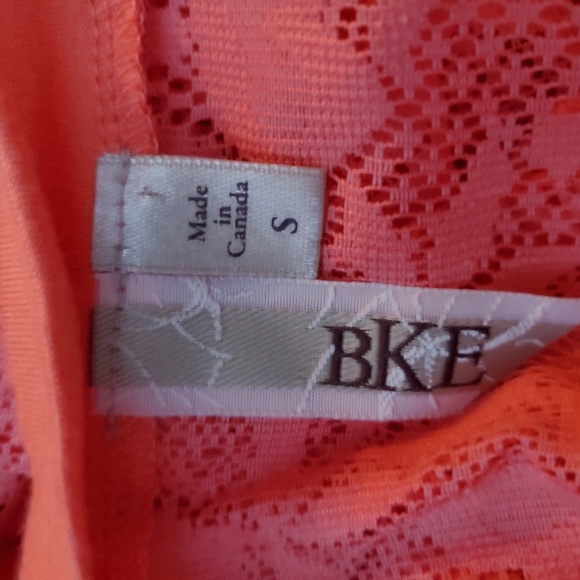 BKE Boat neck sheer lace top Women's size S - Picture 4 of 4